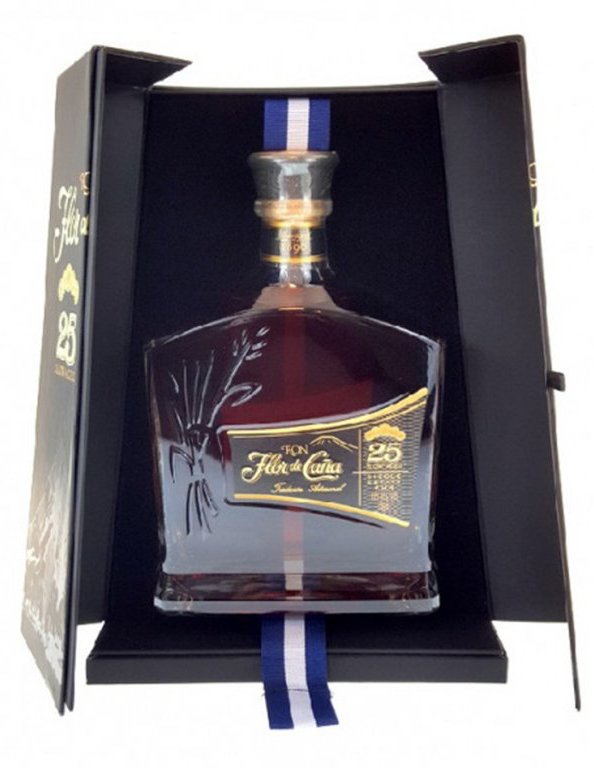 Gravírování: Flor de Caña 25y 0